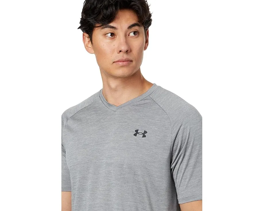 Under Armour Футболка UA Tech с V-образным вырезом и влагоотводящими свойствами