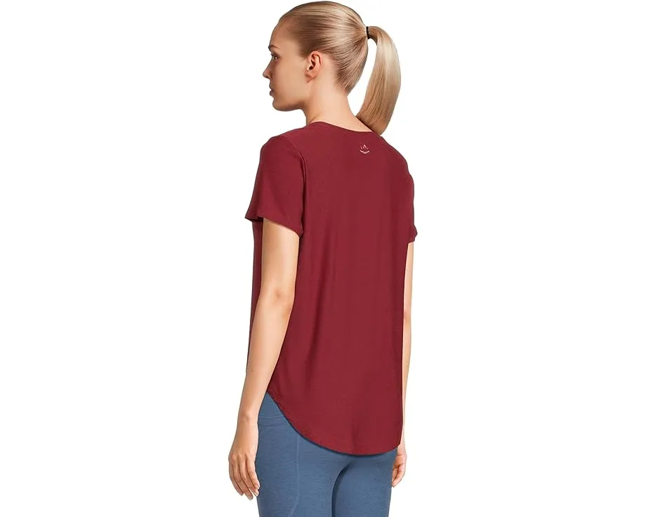 Футболка Beyond Yoga Featherweight On The Down Low Tee из влагоотводящей ткани Spacedye