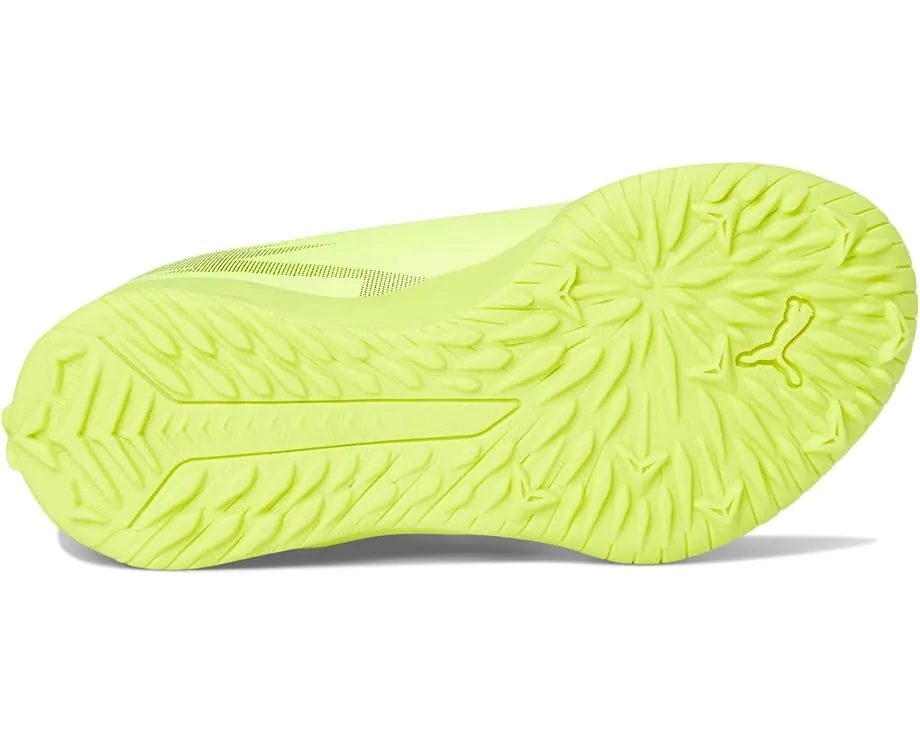 Детские футбольные бутсы PUMA Ultra 6 Play для тренировок на искусственном газоне с легкой опорной рамой