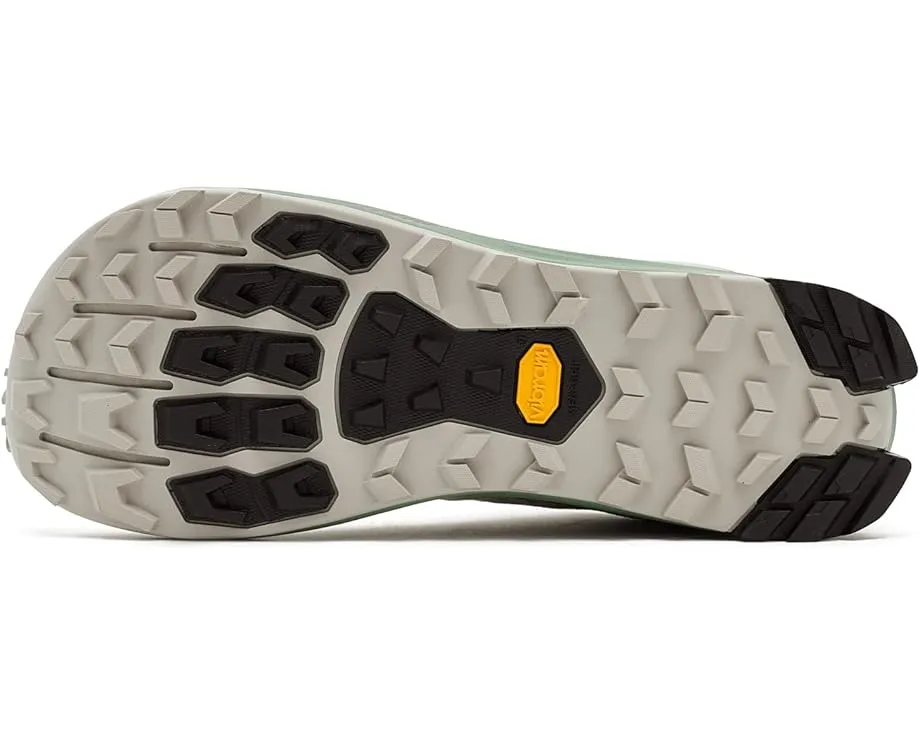 Трейловые кроссовки Altra Lone Peak 9+ с подошвой Vibram Megagrip