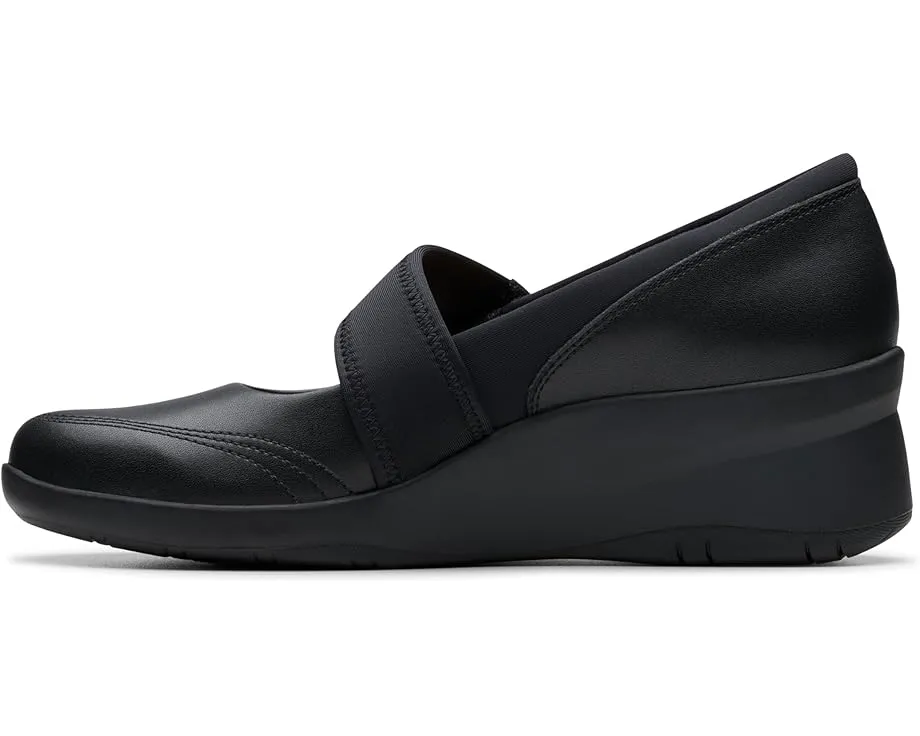 Туфли Clarks Suttyn May с круглым носком на клиновидном каблуке и застежкой на липучке