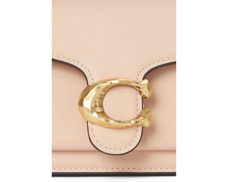 Сумка через плечо Tabby 20 из телячьей кожи с фирменным полотном от COACH