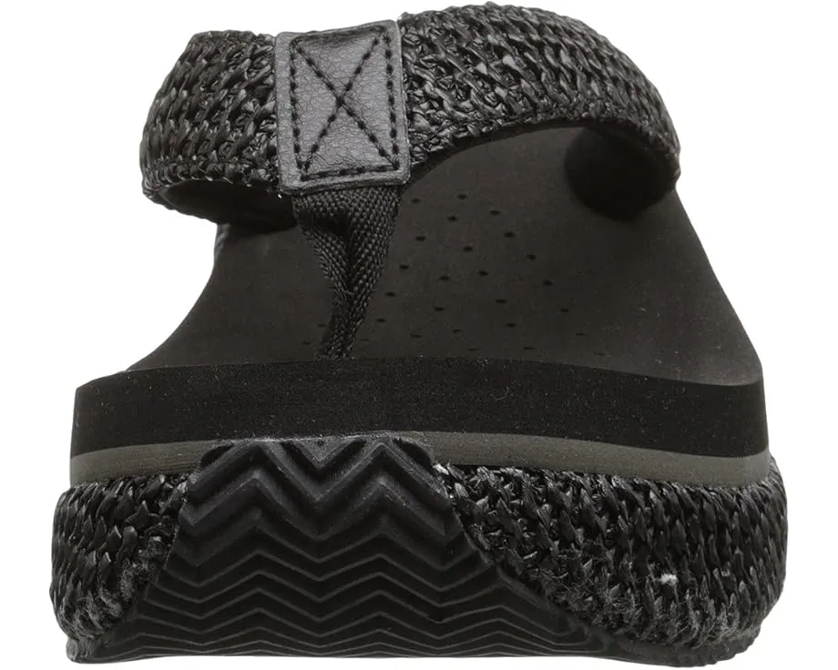 Сандалии VOLATILE Island на платформе с плетеными ремешками и текстурированной подошвой