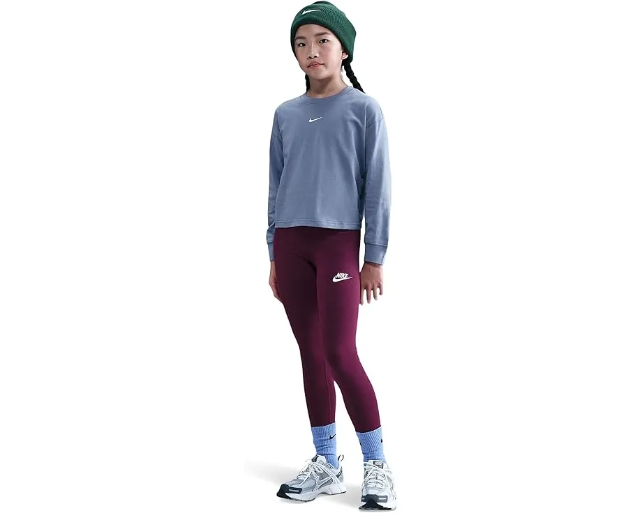 Детская футболка Nike Kids Essential с длинным рукавом и вышитым логотипом