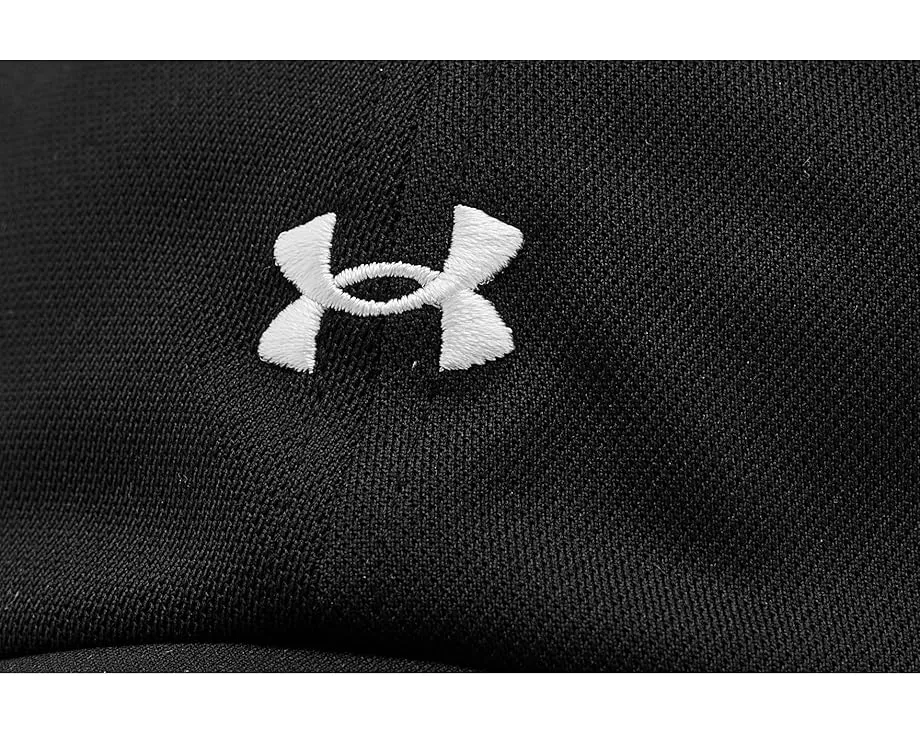 Under Armour бейсболка Blitzing Low с регулируемой посадкой и изогнутым козырьком