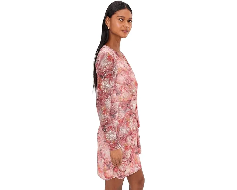 Платье Printed Metallic Crinkle с драпировкой от Adrianna Papell