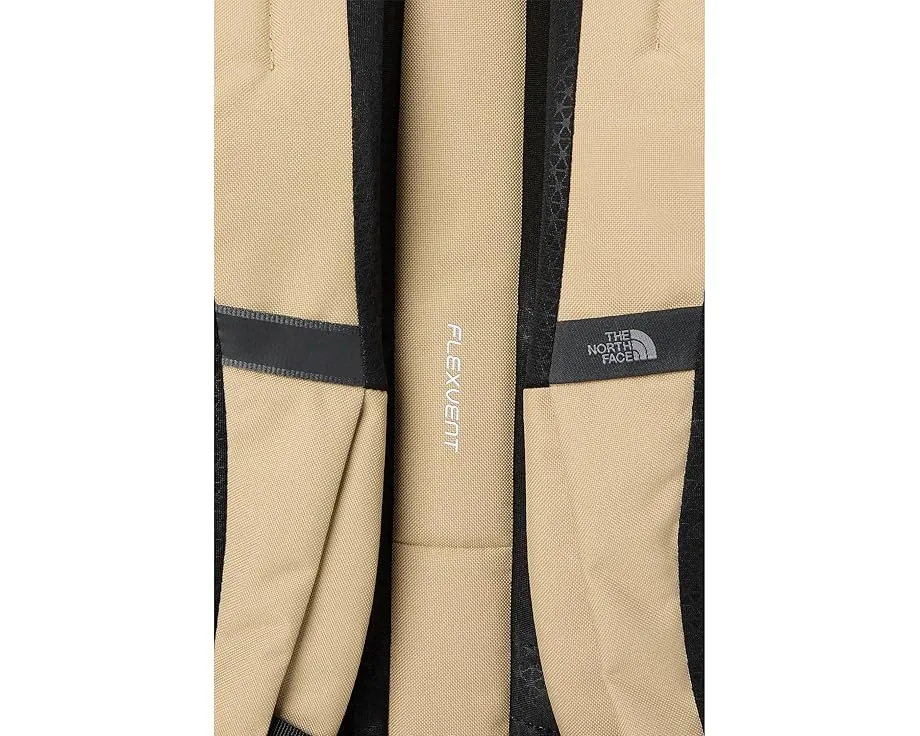 Рюкзак The North Face Vault на 28 литров для повседневных приключений