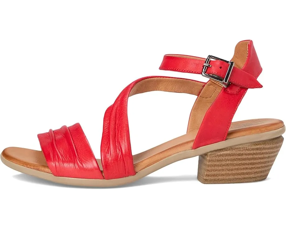 Сандалии Miz Mooz Kailee с миндалевидным мысом и коническим каблуком