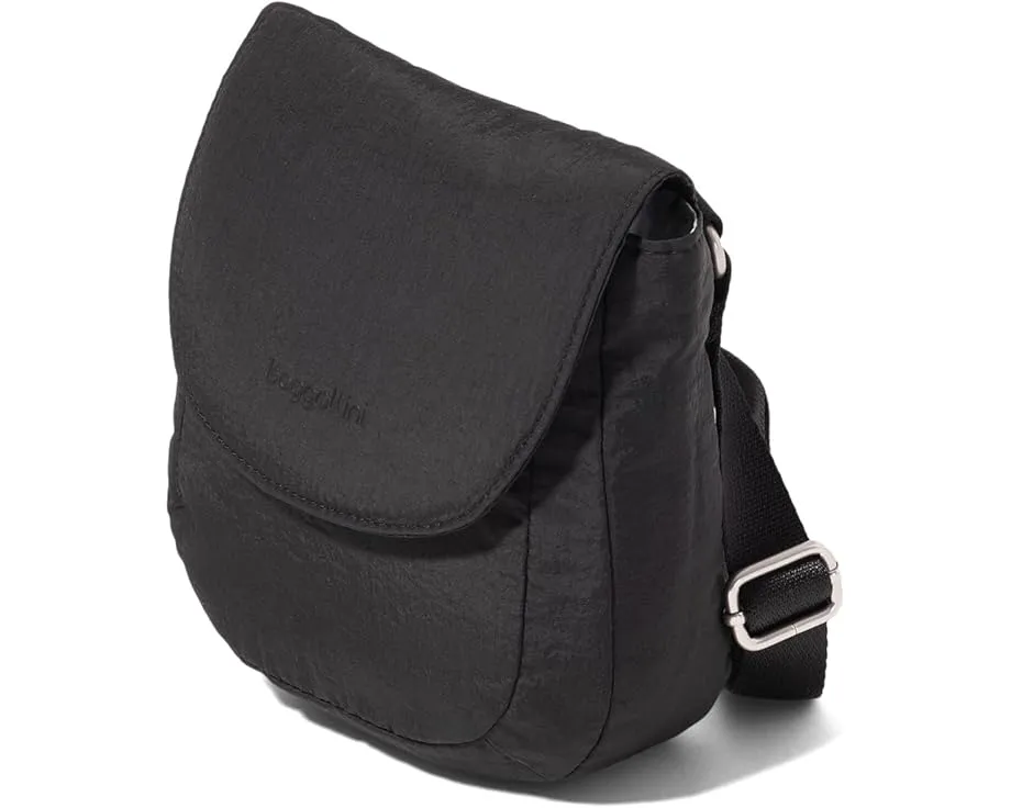 Мини кроссбоди Baggallini Swift Flap с RFID защитой и магнитной застежкой