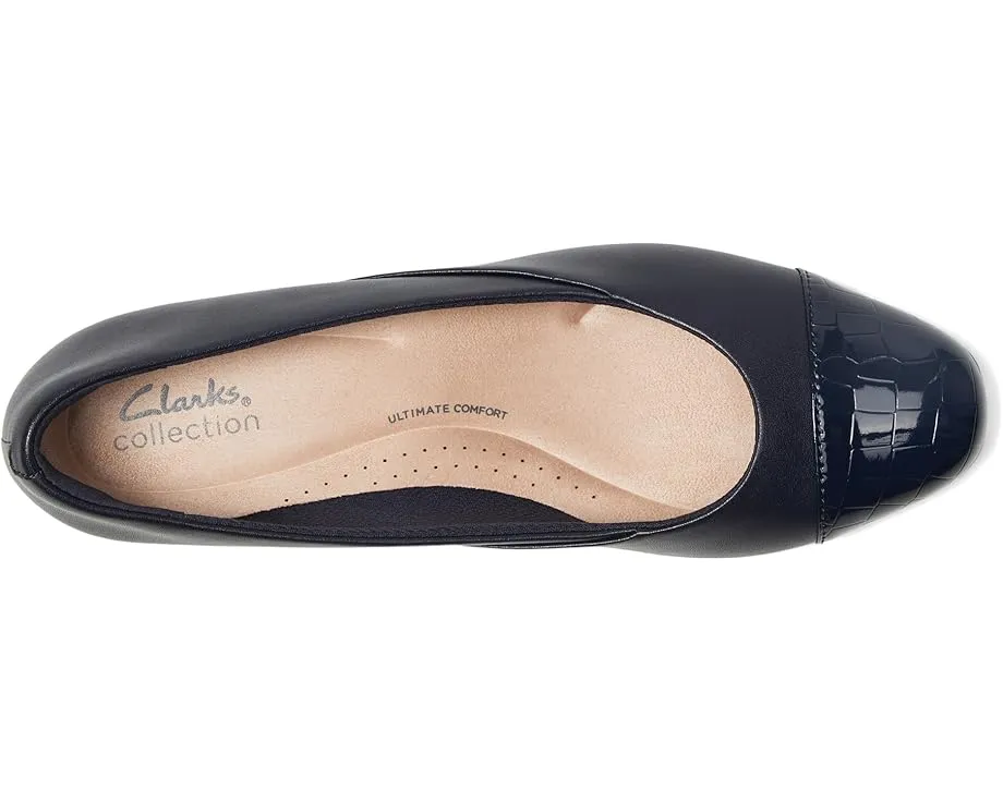 Слипоны Clarks Juliet Rise с декоративным мыском и устойчивым каблуком