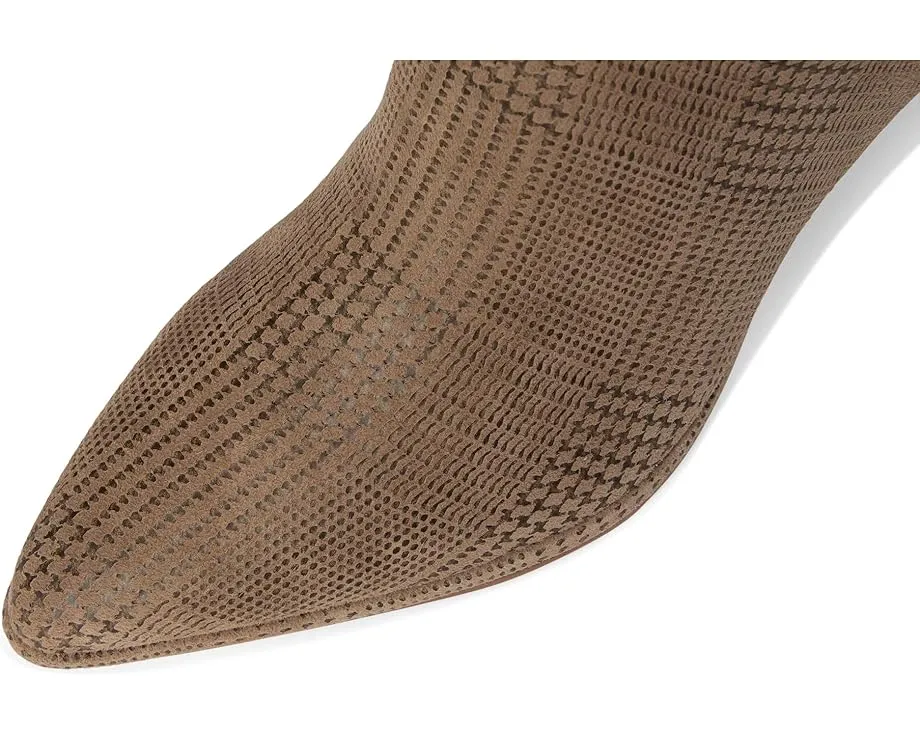 Высокие сапоги Aldy до колена от Dolce Vita с острым носком и каблуком котенка