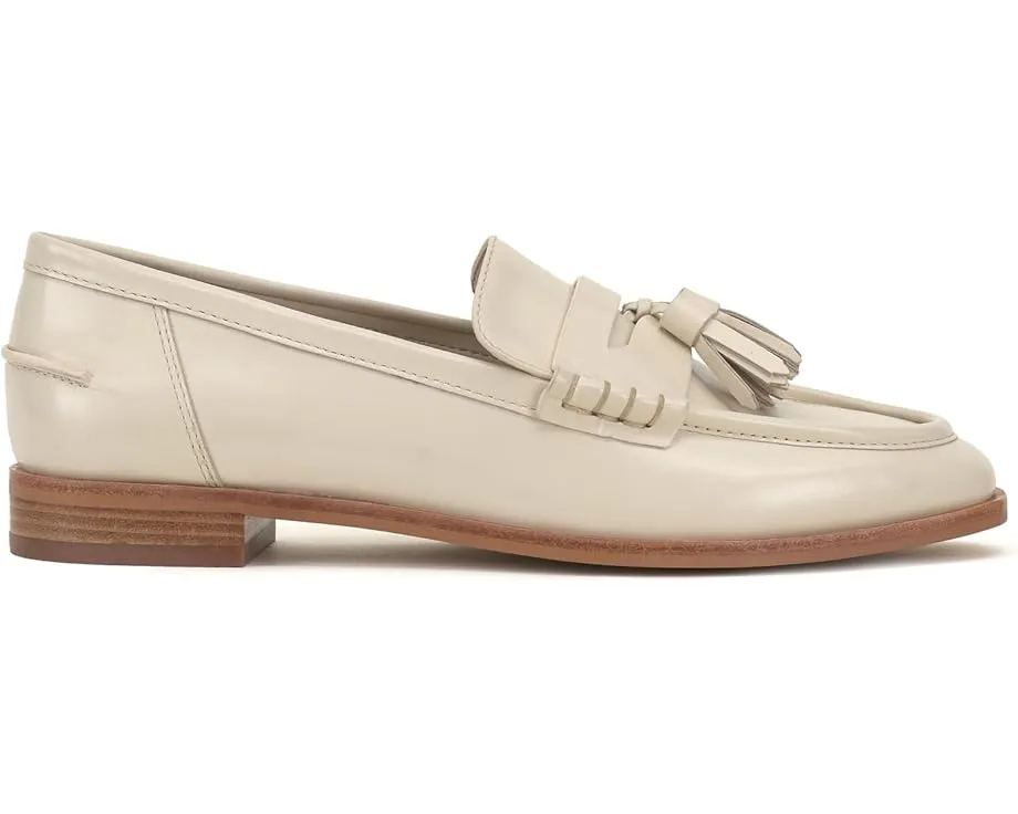 Лоферы Vince Camuto Chiamry с миндалевидным носком и кисточкой