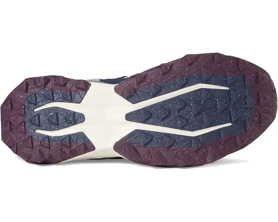 Трейловые кроссовки New Balance Tektrel с межподошвой DynaSoft и протектором AT Tread