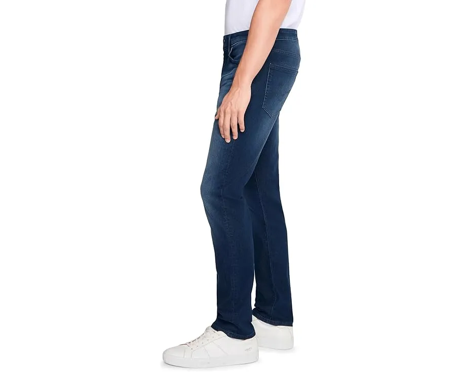 Everett Slim Straight Jeans в цвете Yountville от AG Jeans