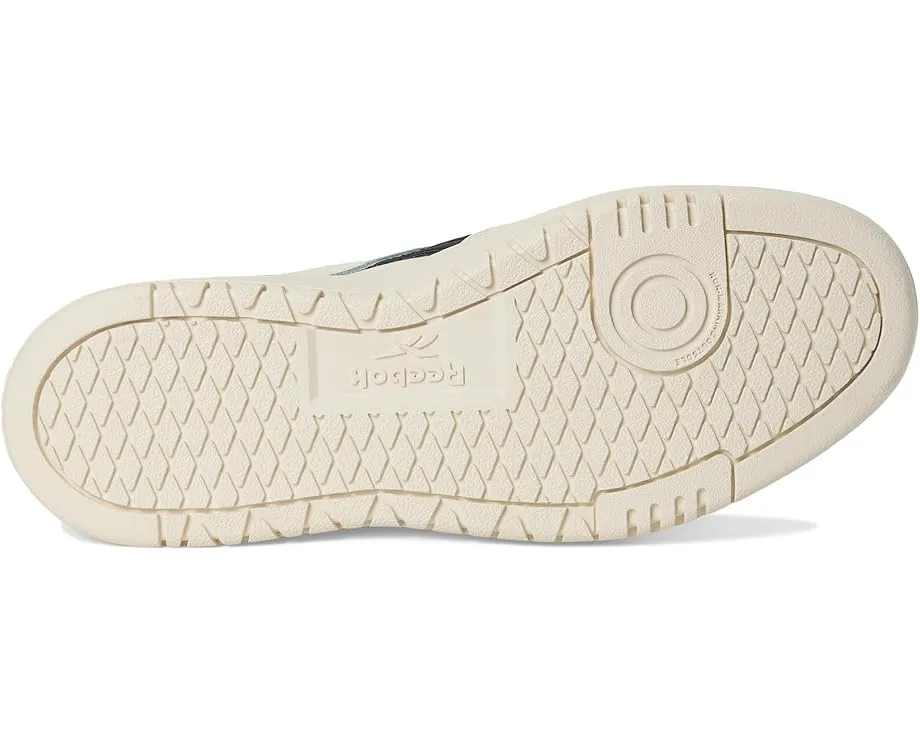 Reebok Lifestyle Club C Double женские кеды с кожаным верхом и массивной резиновой подошвой