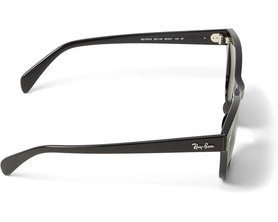 Ray-Ban 0RB0707S солнцезащитные очки с серой квадратной оправой