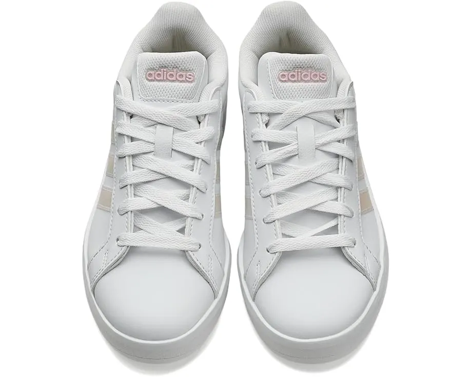 Детские кроссовки adidas Grand Court 3.0 с круглым носком и резиновой подошвой