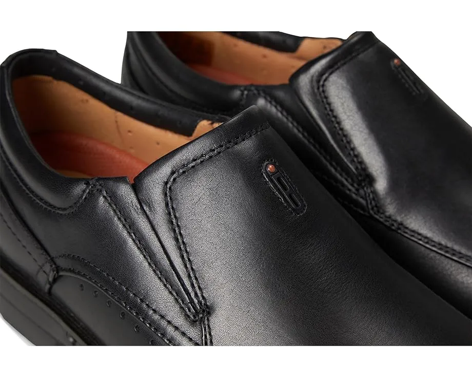 Clarks Un Kendric Go с верхом из премиальной кожи и вентилируемой подошвой