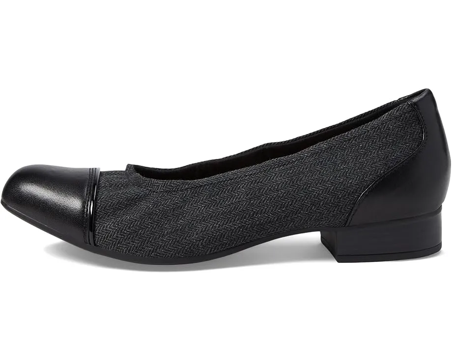 Туфли Clarks Juliet Step на удобном каблуке с квадратным носком