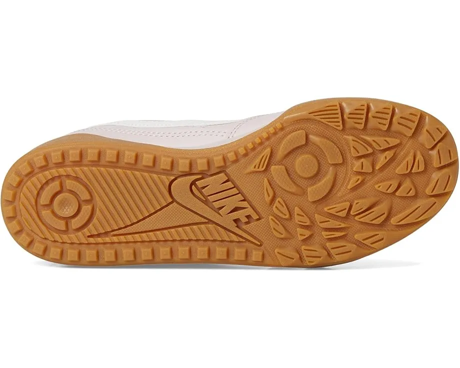 Кроссовки Nike Terra Manta с текстильно-кожаным верхом и ретро стилем