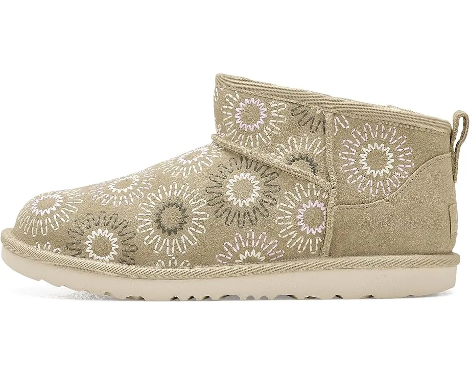 Детские угги UGG Kids Classic Ultra Mini Sun Stitched с вышивкой