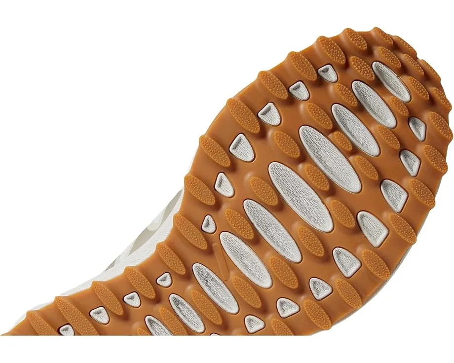 Легкие кроссовки KEEN Zionic Speed для активного отдыха