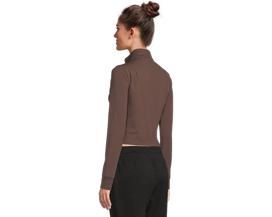 Куртка на молнии Moveknit Full Zip от TravisMathew с укороченным кроем и карманами на молнии