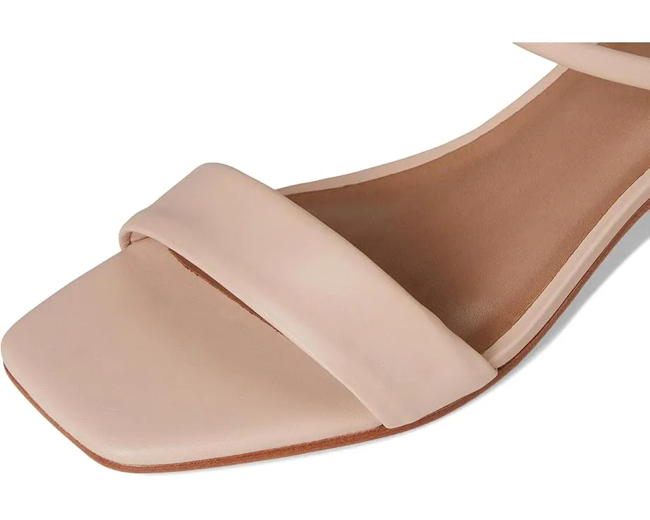 Босоножки Bernardo Josei на устойчивом каблуке с асимметричным верхом и квадратным носком