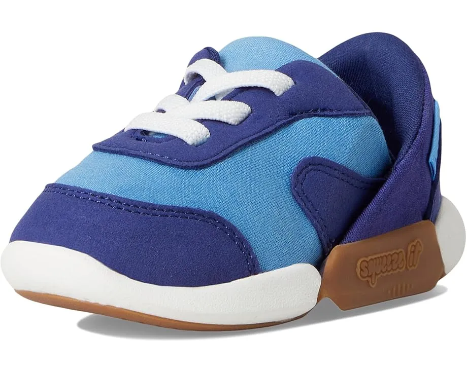 Детские кроссовки KIZIK Kids Squeeze It с технологией легкого надевания