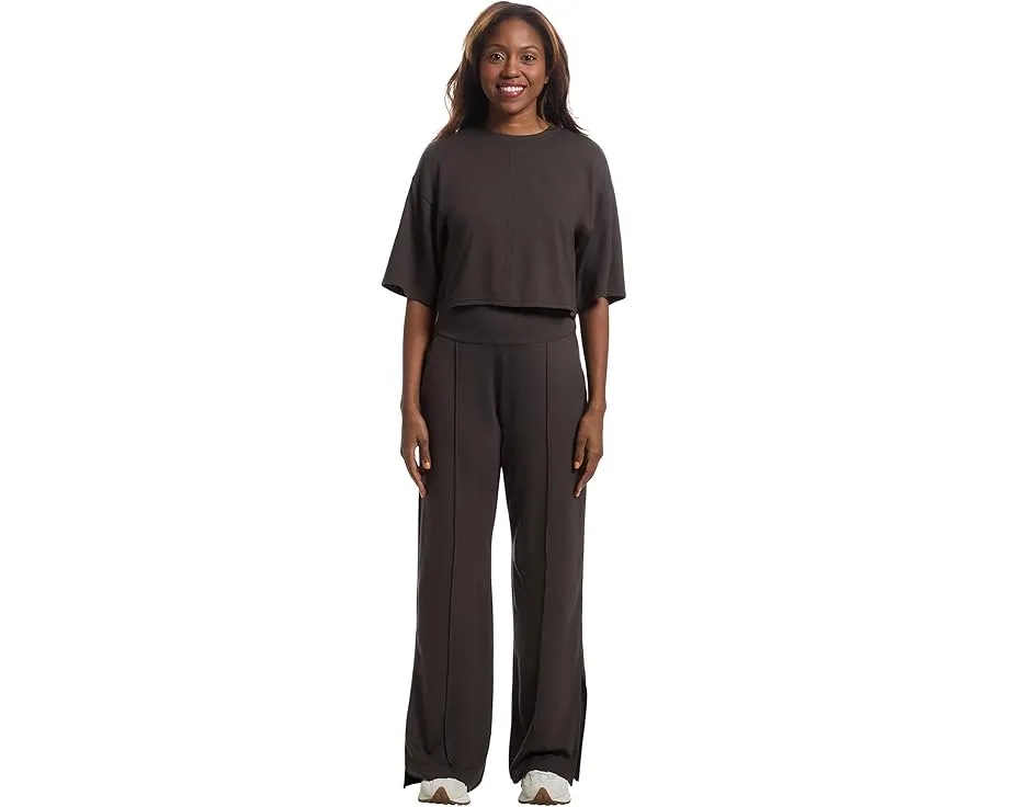 TravisMathew Топ Friday Ponte с коротким рукавом и прямым подолом