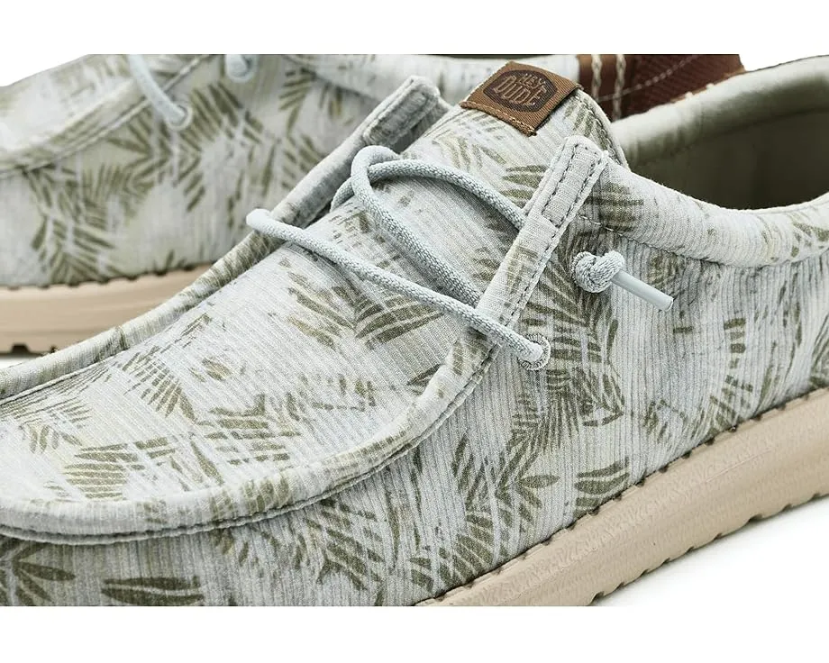 Слипоны Hey Dude Wally Washed Palm с принтом и круглым носком