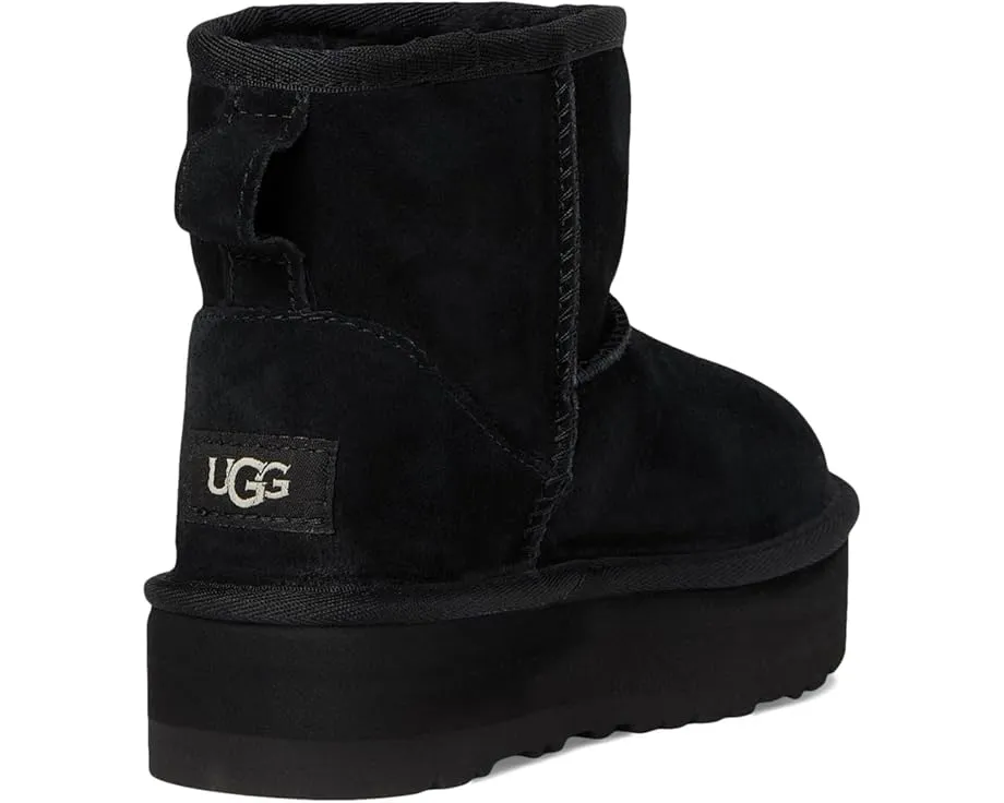 Детские угги UGG Classic Mini Platform с переработанными материалами