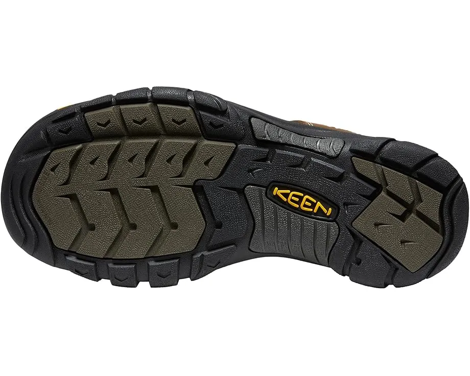 KEEN Сандалии Newport Leather с закрытым носком и широкой колодкой