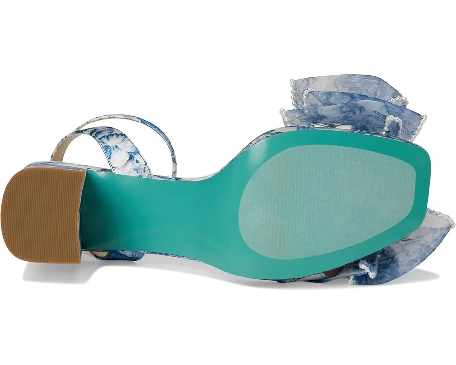 Сандалии Duke от Blue by Betsey Johnson с цветочным декором и устойчивым квадратным каблуком