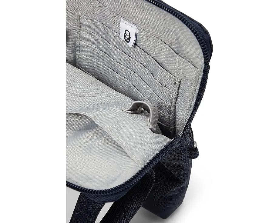 Сумка кроссбоди Baggallini Securtex™ Anti-Theft Activity для активного отдыха