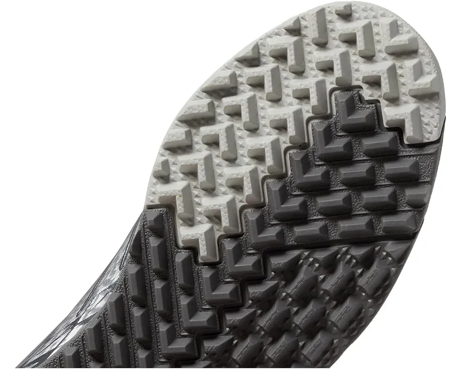 Детские бутсы New Balance Furon v7 Dispatch TF с асимметричной шнуровкой