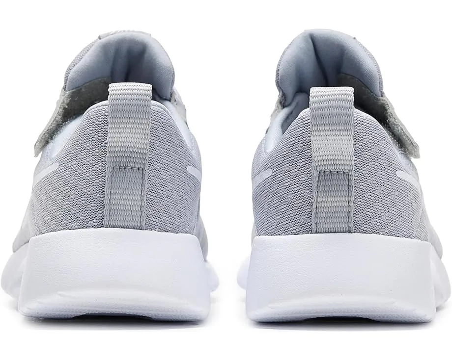 Кроссовки Nike Kids Tanjun EasyOn с липучкой для младших детей