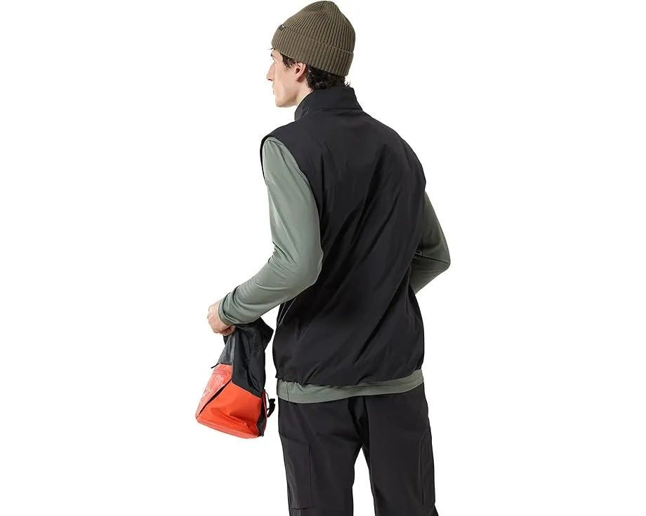 Жилет Arc'teryx Atom Vest с утеплителем Coreloft 60 и ветрозащитой