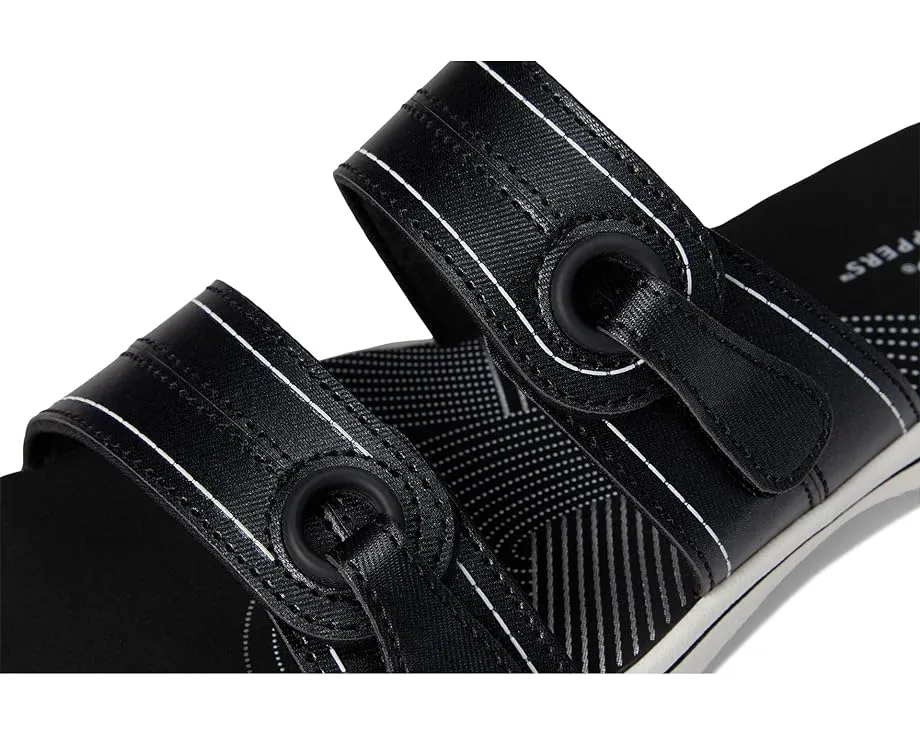 Сандалии Clarks Breeze Maye с двумя ремешками и стелькой Cushion Soft