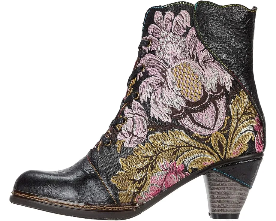 Ботильоны Siren с цветочной вышивкой и миндальным носком от L'Artiste by Spring Step