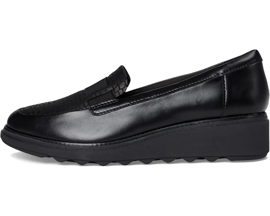 Лоферы Clarks Sharon Pace на платформе с подошвой EVA и стелькой Ortholite