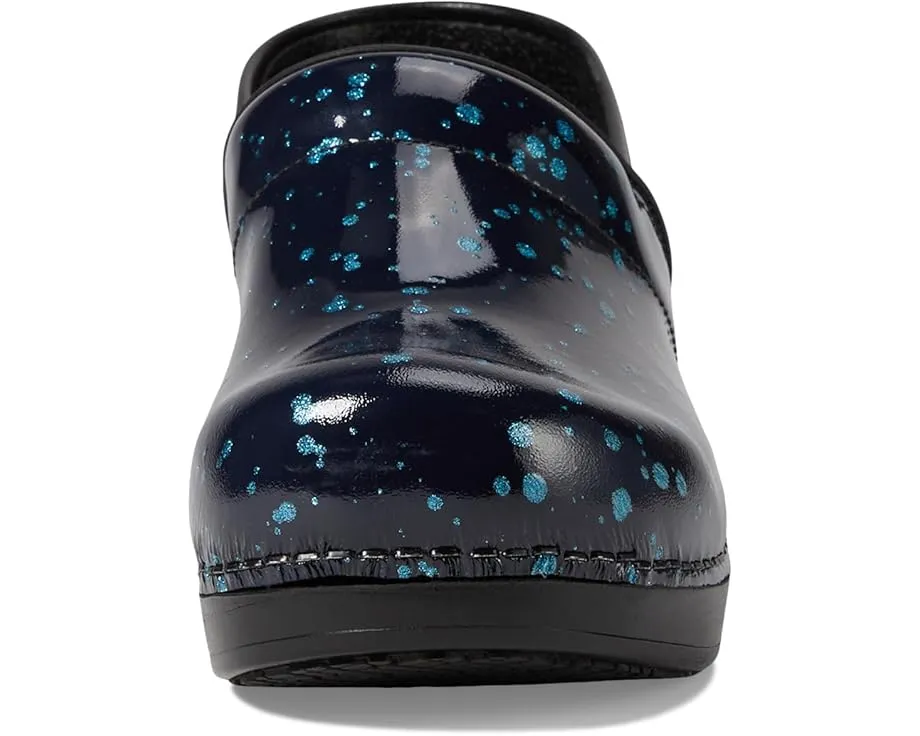 Клоги Misfit с водонепроницаемым верхом и закрытой спинкой Sanita