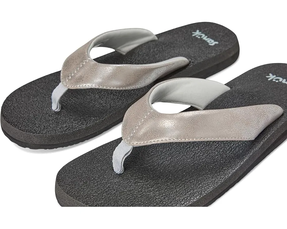 Sanuk Yoga Mat II Metallic сланцы с ортопедической стелькой из пены с эффектом памяти