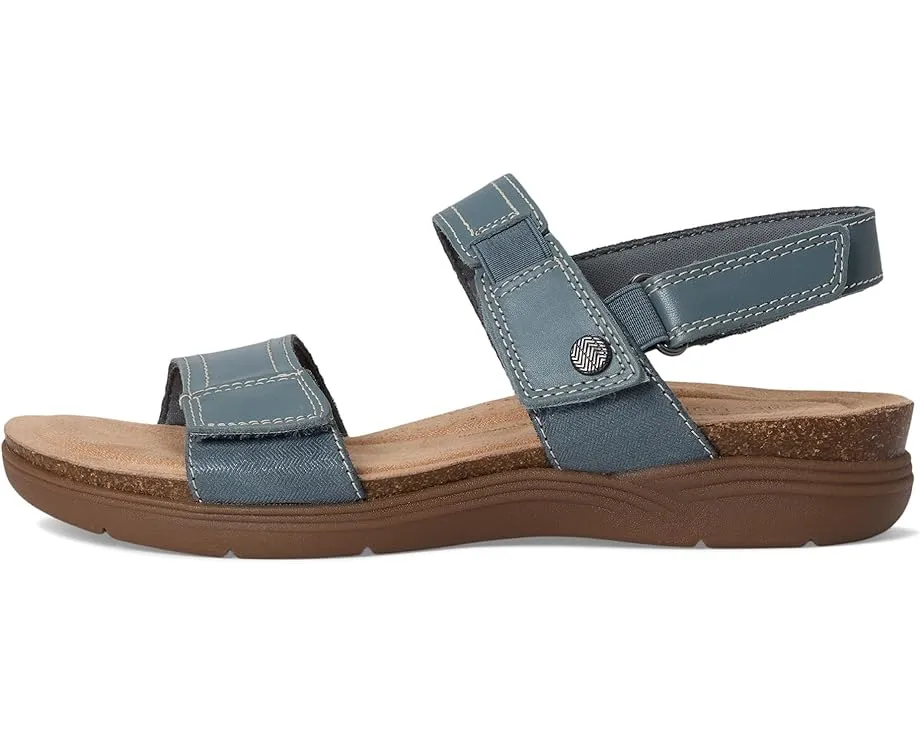 Кожаные сандалии Clarks April Clover на ремешке с пробковой стелькой