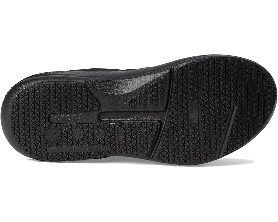 Рабочие кроссовки Crocs On The Clock с сертифицированной противоскользящей подошвой