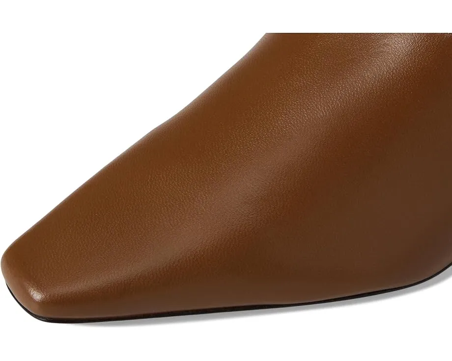 Туфли Stassi Mule 50 Stuart Weitzman с острым носком и скульптурным каблуком