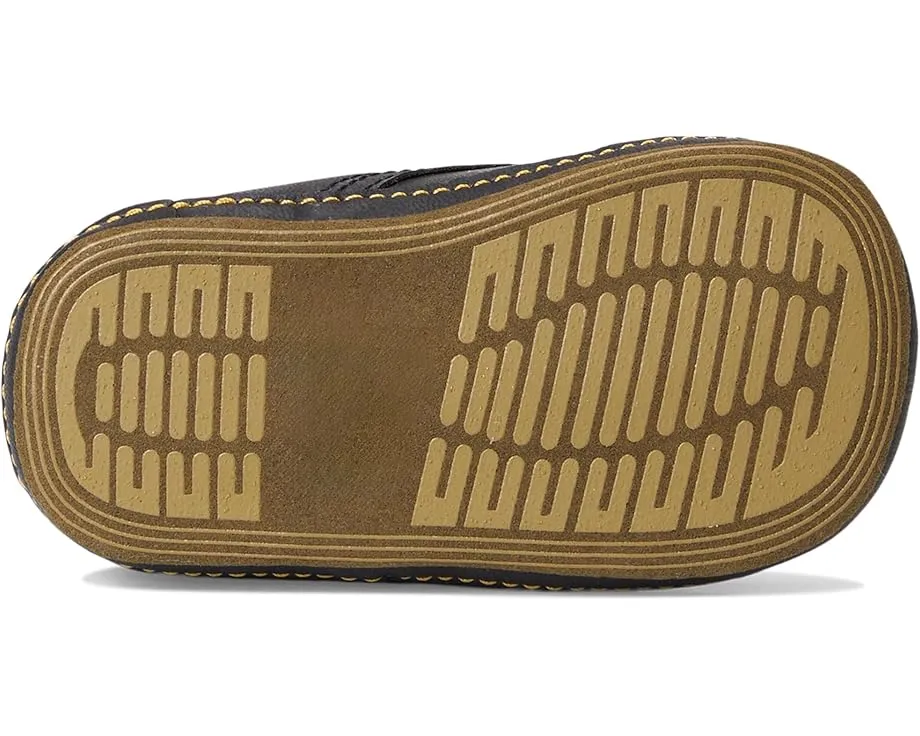 Детские ботинки 1460 Crib на шнуровке от Dr. Martens Kid's Collection