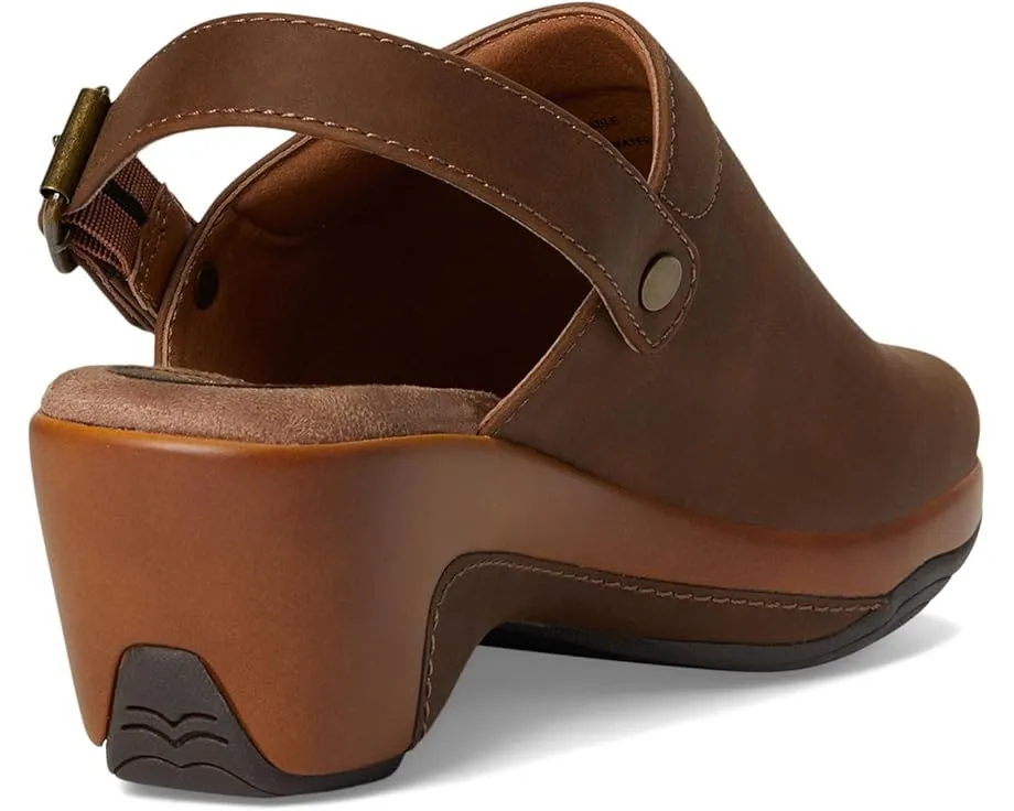 Сандалии White Mountain Viewable на платформе с регулируемой пряжкой