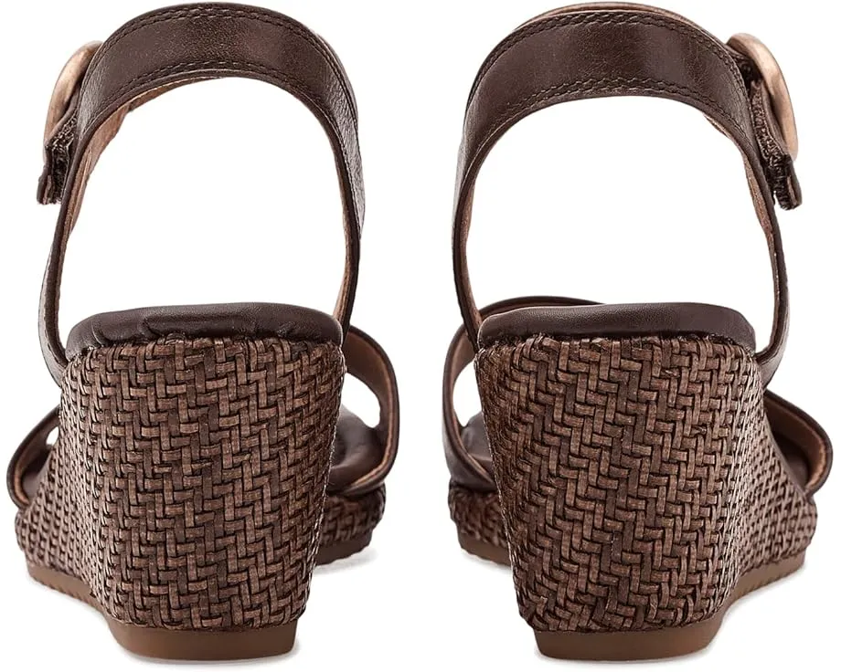 Босоножки Sofft Inez Leather на танкетке