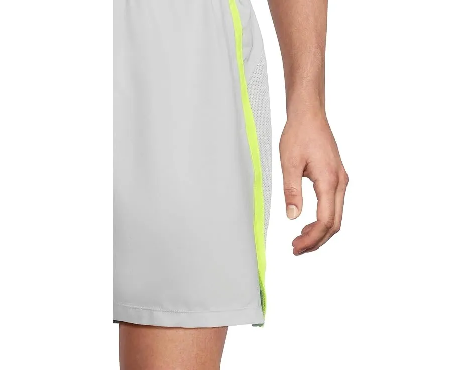 Under Armour Launch Run 7" Shorts с сетчатыми вставками